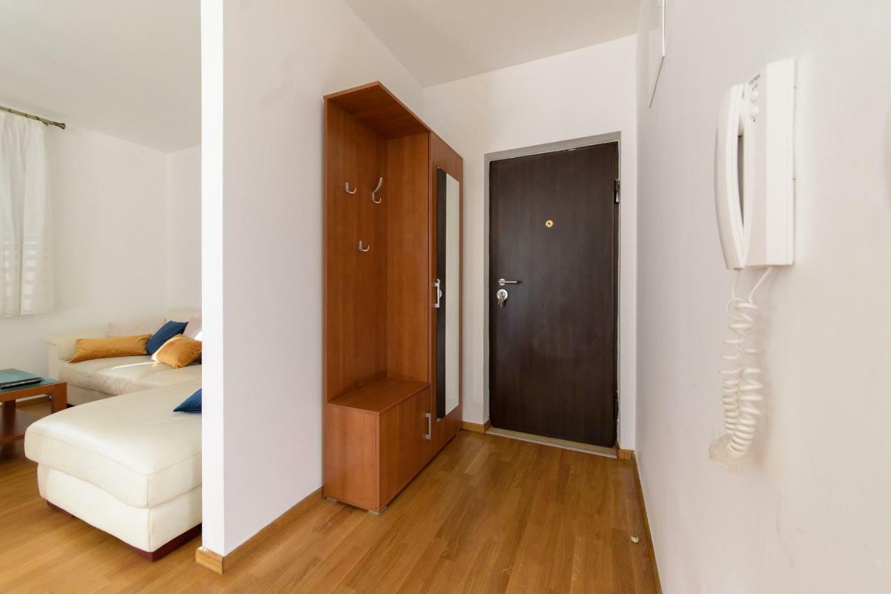 زادار Apartment Happy المظهر الخارجي الصورة