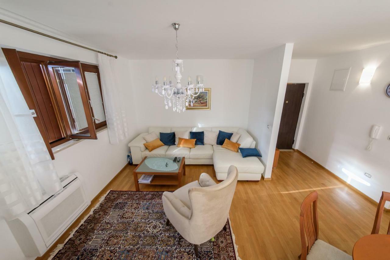 زادار Apartment Happy المظهر الخارجي الصورة