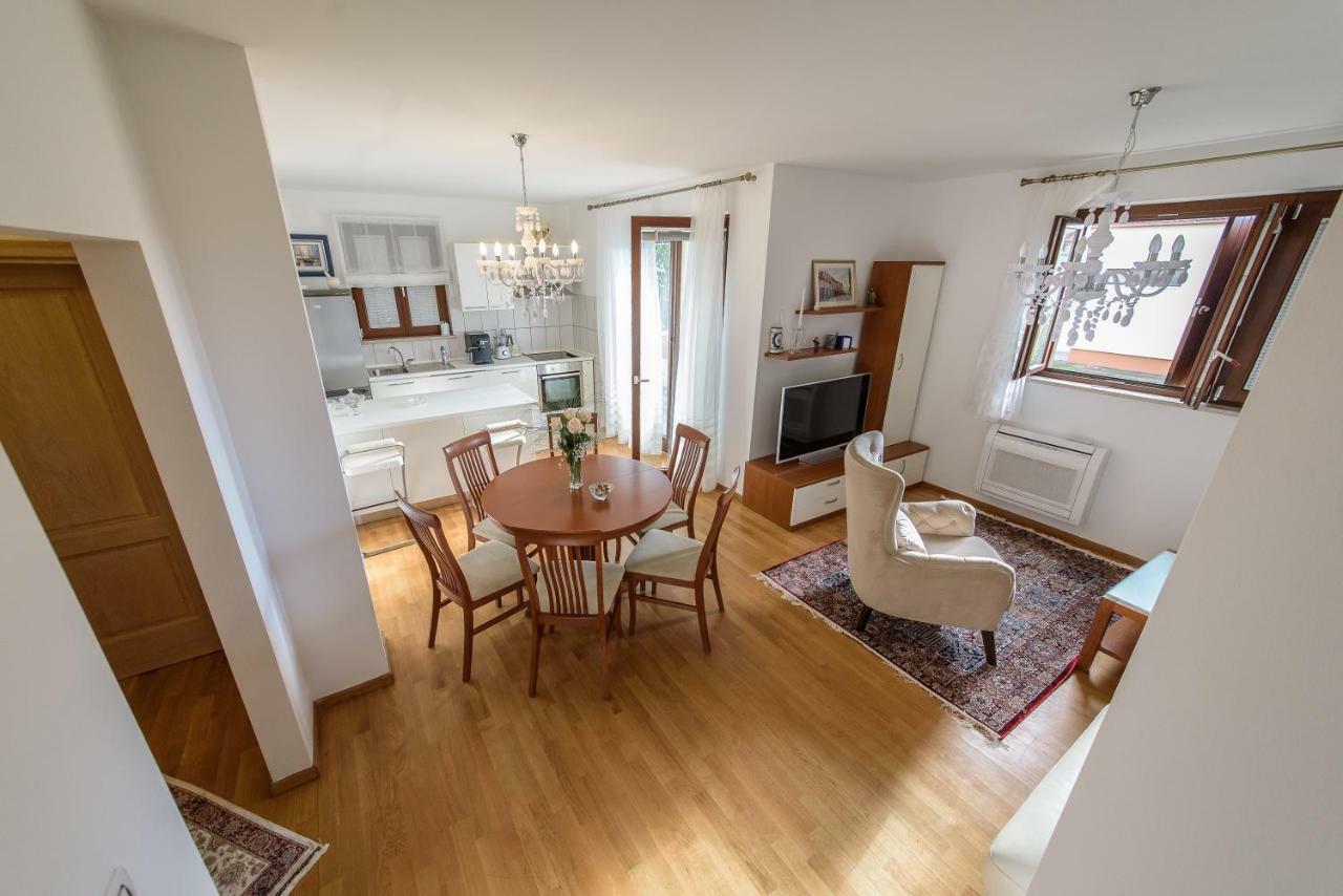 زادار Apartment Happy المظهر الخارجي الصورة